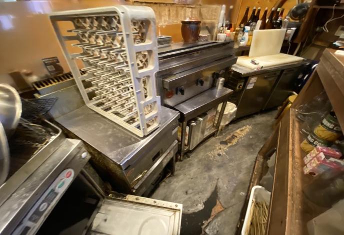 【福岡市中央区】赤坂駅徒歩3分／大名エリア2階／焼鳥屋居抜き物件／14坪